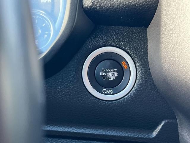 Photo of 2023 Bright White Clearcoat RAM 1500
