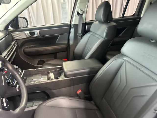 Photo of 2025 Terracotta Orange Hyundai SANTA FE
