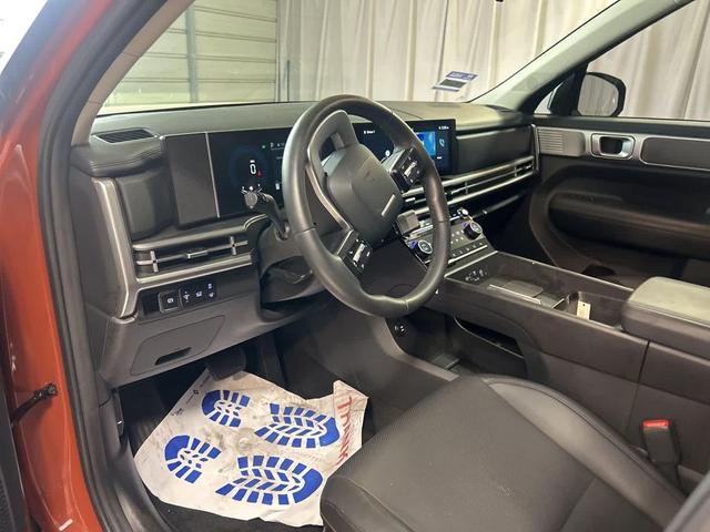 Photo of 2025 Terracotta Orange Hyundai SANTA FE