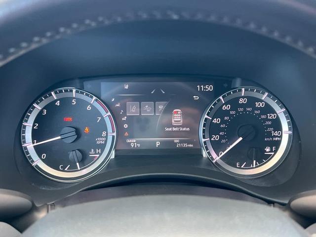 Photo of 2023 Magnetic Gray Metallic Toyota Highlander