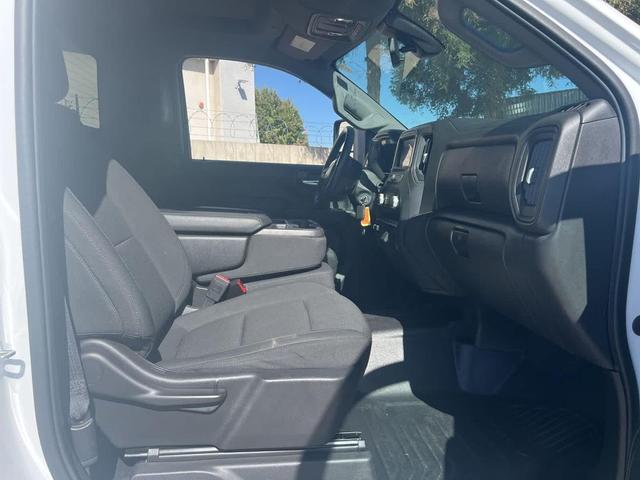 Photo of 2021 Summit White GMC Sierra 2500