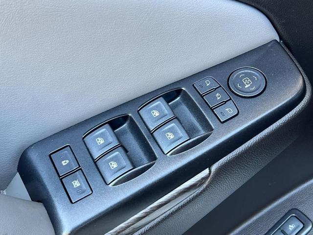 Photo of 2017 Summit White Chevrolet Tahoe
