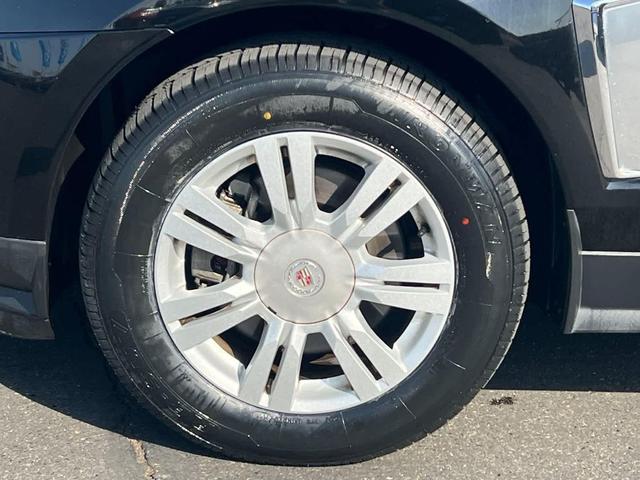 Photo of 2016 Black Raven Cadillac SRX