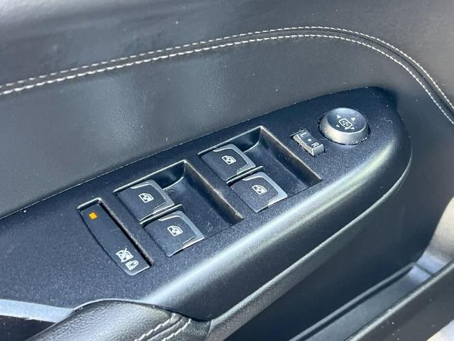 Photo of 2016 Black Raven Cadillac SRX