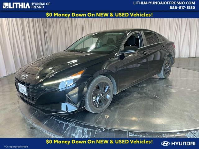 Photo of 2023 Phantom Black Hyundai ELANTRA