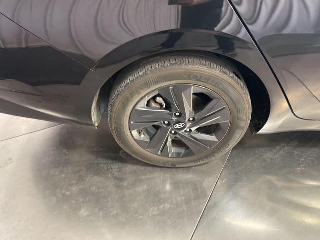 Photo of 2023 Phantom Black Hyundai ELANTRA