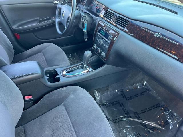 Photo of 2012 Ashen Gray Metallic Chevrolet Impala