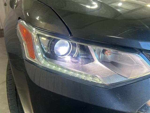 Photo of 2018 Mosaic Black Metallic Chevrolet Traverse