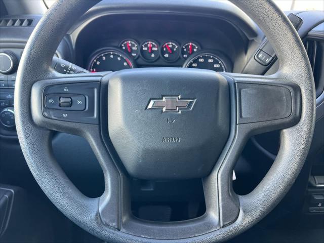 Photo of 2019 Black Chevrolet Silverado 1500
