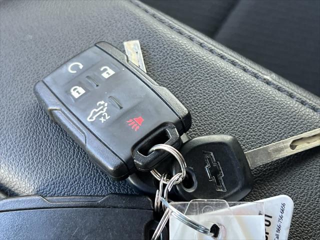 Photo of 2019 Black Chevrolet Silverado 1500