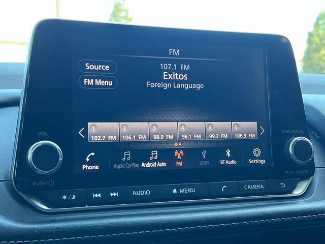 Photo of 2021 Super Black Nissan Rogue