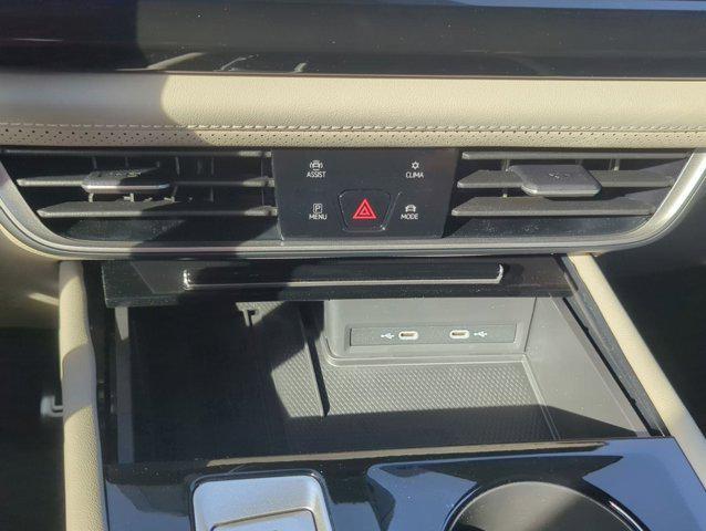 Photo of 2025 Mountain Lake Blue Metallic Volkswagen Atlas