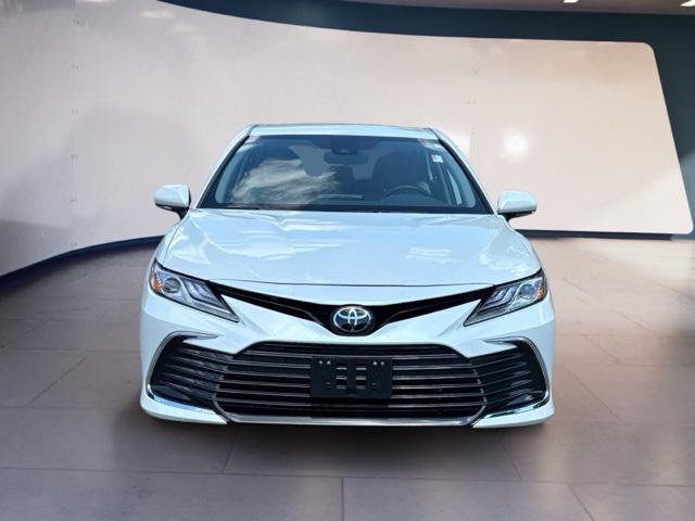 Photo of 2024 White Toyota Camry