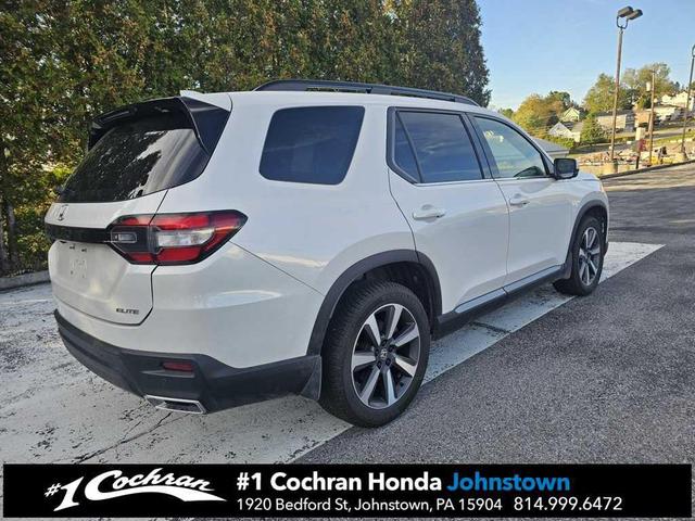 Photo of 2023 Platinum White Pearl Honda Pilot