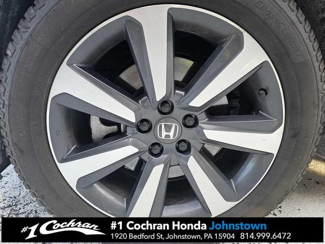 Photo of 2023 Platinum White Pearl Honda Pilot