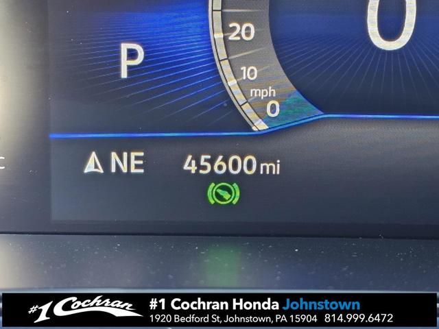 Photo of 2024 White Volkswagen Taos