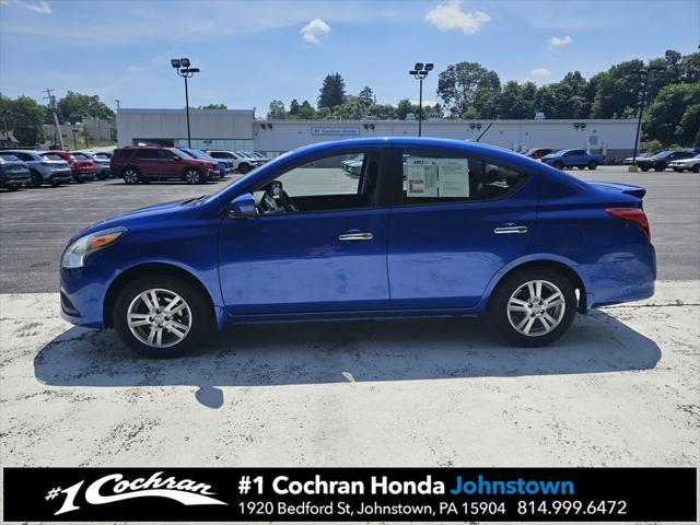 Photo of 2016 Metallic Blue Nissan Versa