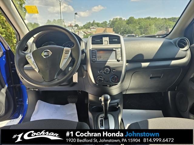 Photo of 2016 Metallic Blue Nissan Versa