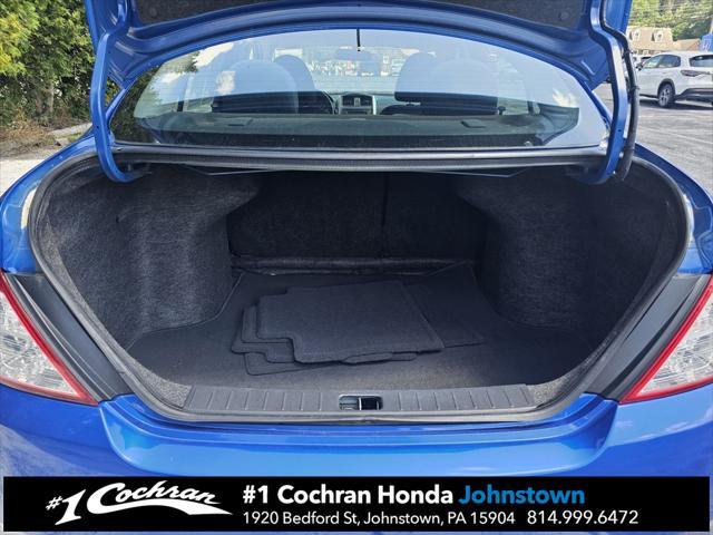 Photo of 2016 Metallic Blue Nissan Versa