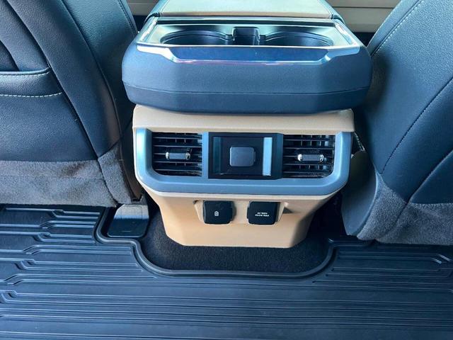 Photo of 2022 White Ford F-150