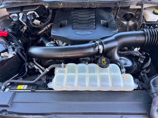 Photo of 2022 White Ford F-150