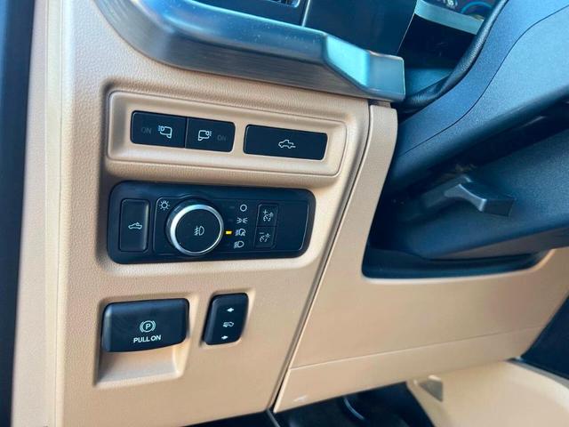 Photo of 2022 White Ford F-150