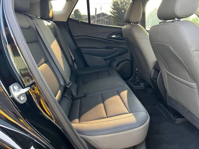 Photo of 2025 Mosaic Black Metallic Chevrolet Trax