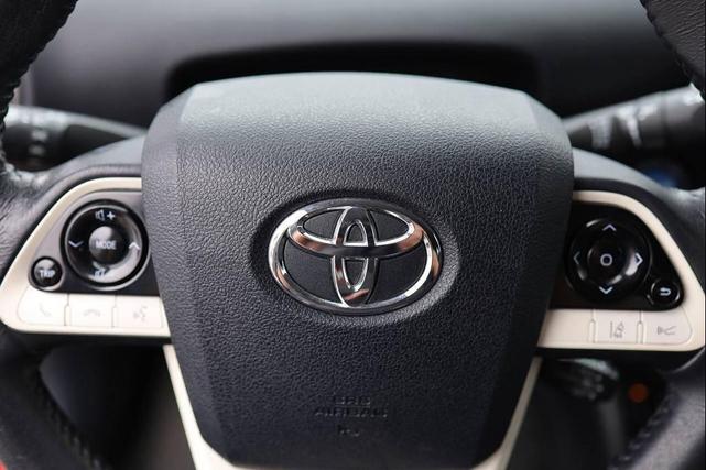 Photo of 2017 Hypersonic Red Toyota Prius Prime