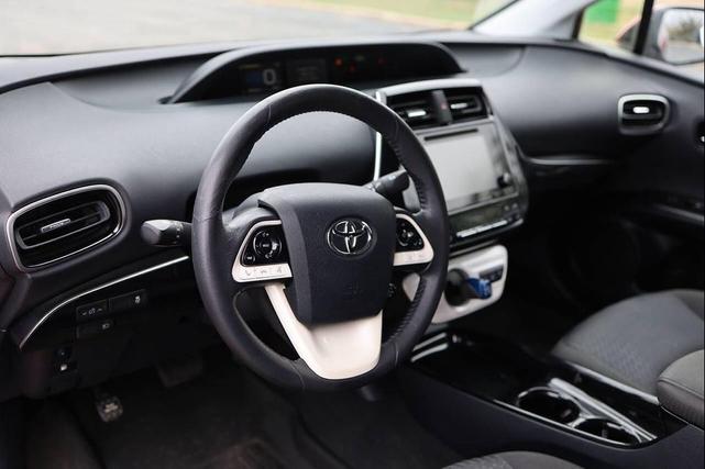 Photo of 2017 Hypersonic Red Toyota Prius Prime