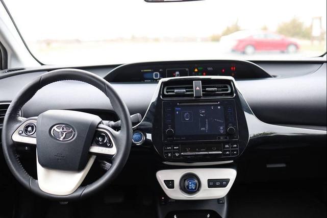 Photo of 2017 Hypersonic Red Toyota Prius Prime