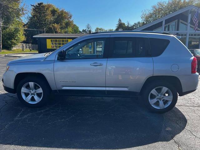 Photo of 2011 Bright Silver Metallic Clear Coat Jeep Compass