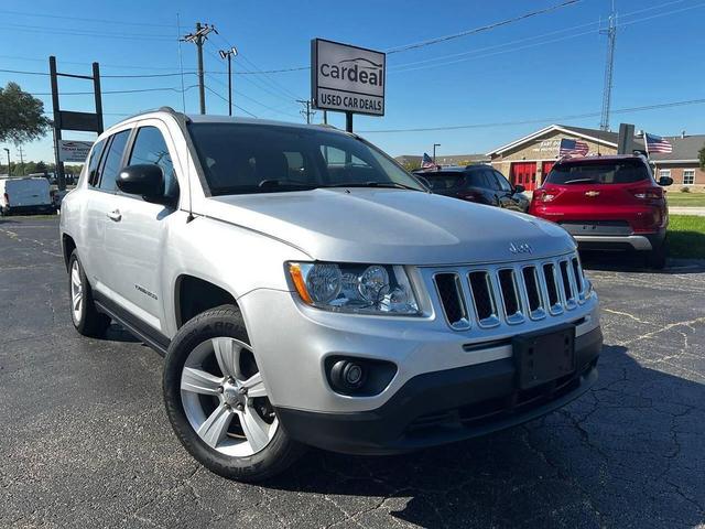 Photo of 2011 Bright Silver Metallic Clear Coat Jeep Compass