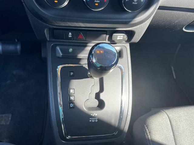 Photo of 2011 Bright Silver Metallic Clear Coat Jeep Compass