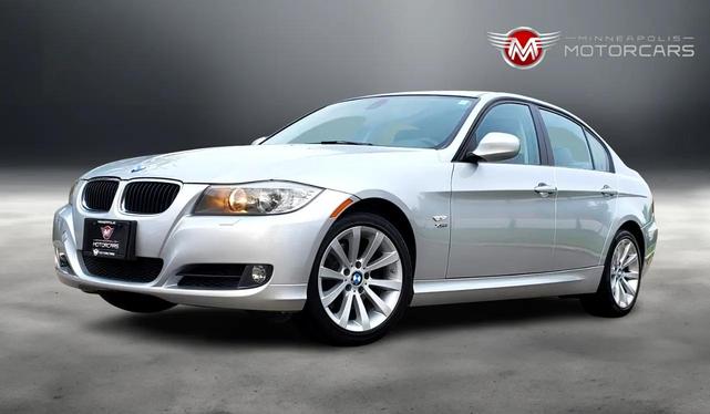 Photo of 2011 Silver BMW 328