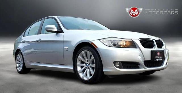 Photo of 2011 Silver BMW 328
