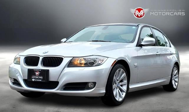 Photo of 2011 Silver BMW 328