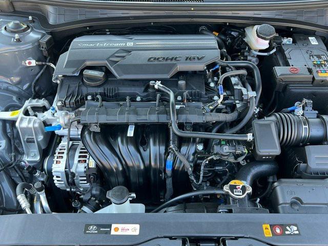Photo of 2025 Ecotronic Gray Hyundai ELANTRA