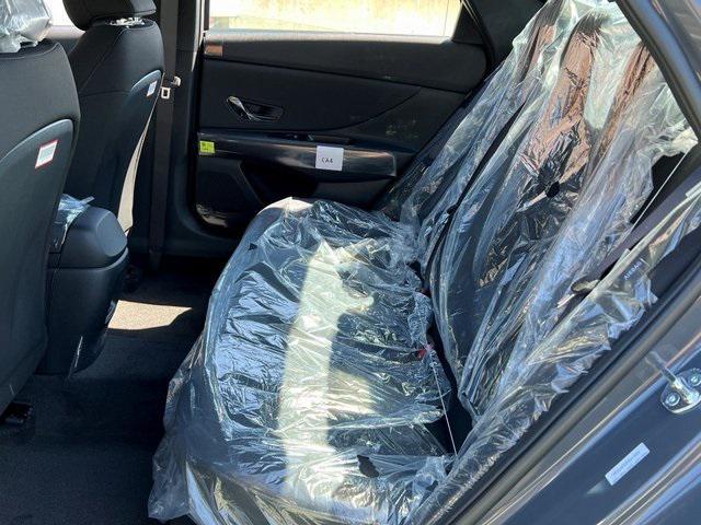Photo of 2025 Ecotronic Gray Hyundai ELANTRA