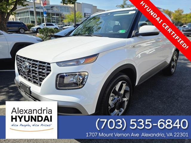 Photo of 2025 Lunar White Hyundai VENUE