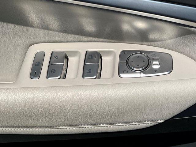 Photo of 2021 Black Forest Green Genesis G70