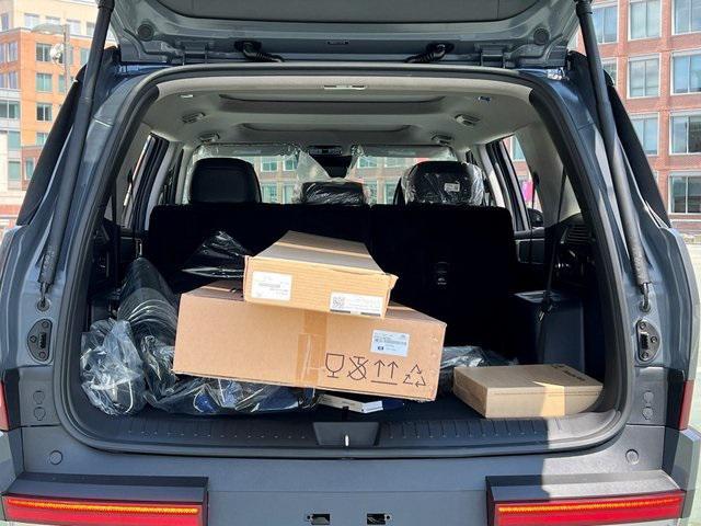 Photo of 2026 Ecotronic Gray Hyundai SANTA FE