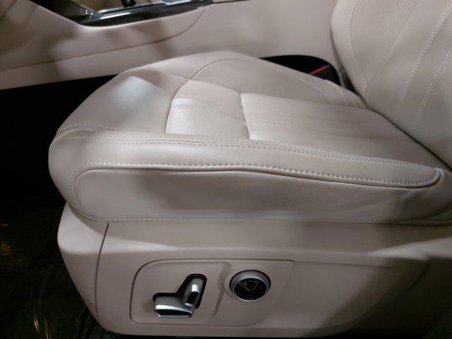 Photo of 2022 Blu Emozione Metallic Maserati Levante