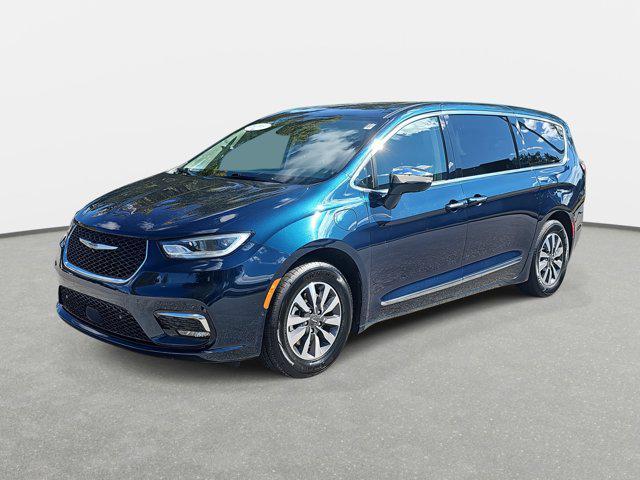 2022 Chrysler Pacifica Hybrid