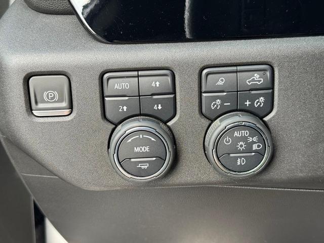 Photo of 2023 Summit White Chevrolet Silverado 1500