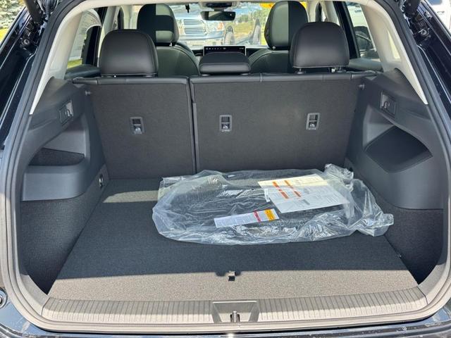 Photo of 2025 Deep Black Volkswagen Tiguan