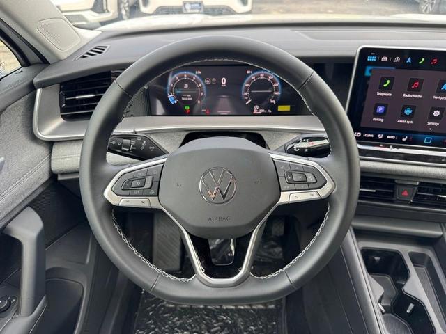 Photo of 2025 Pure White Volkswagen Tiguan