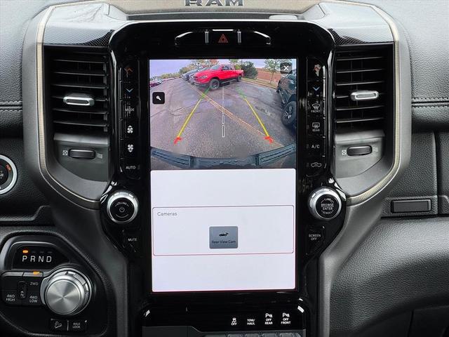 Photo of 2022 Diamond Black Crystal Pearlcoat RAM 1500