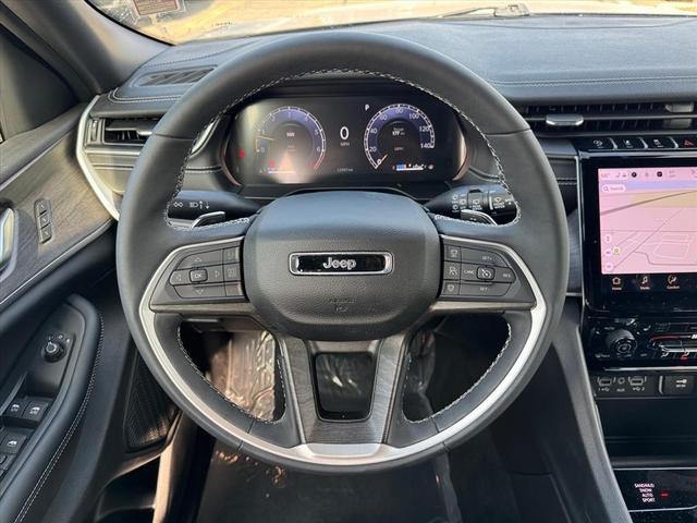 Photo of 2024 Midnight Sky Jeep Grand Cherokee