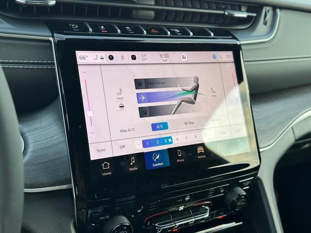Photo of 2024 Midnight Sky Jeep Grand Cherokee
