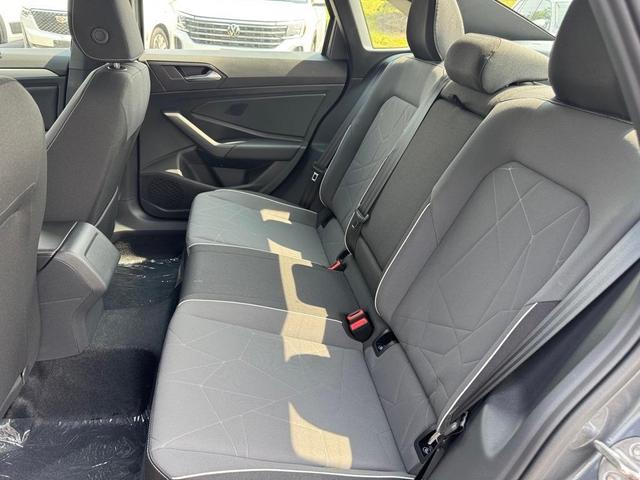 Photo of 2025 Platinum Gray Volkswagen Jetta